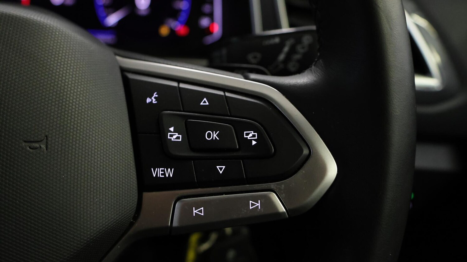 Used Volkswagen T-Roc 2023 for sale - 76388041: Photo 23