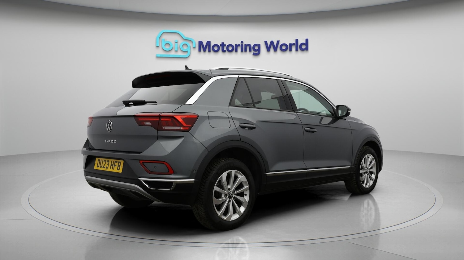 Used Volkswagen T-Roc 2023 for sale - 76388041: Photo 8