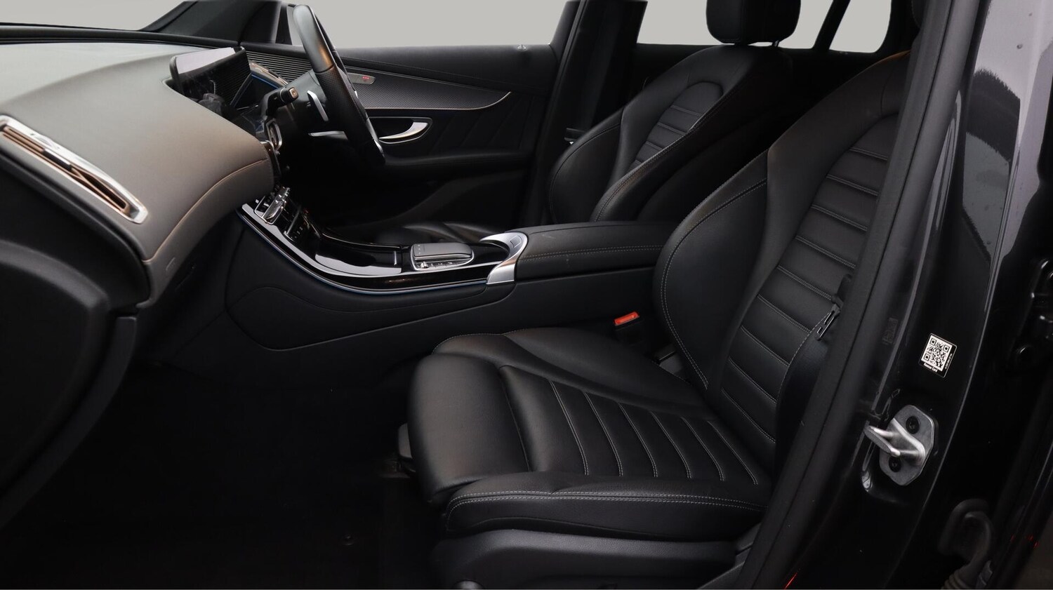 Used Mercedes-Benz EQC for sale - 76728887: Photo 15