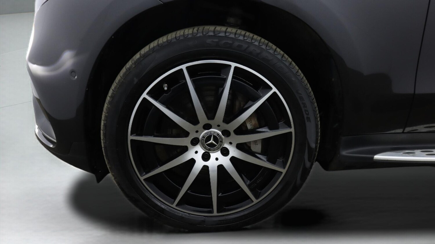 Used Mercedes-Benz EQC for sale - 76728887: Photo 19