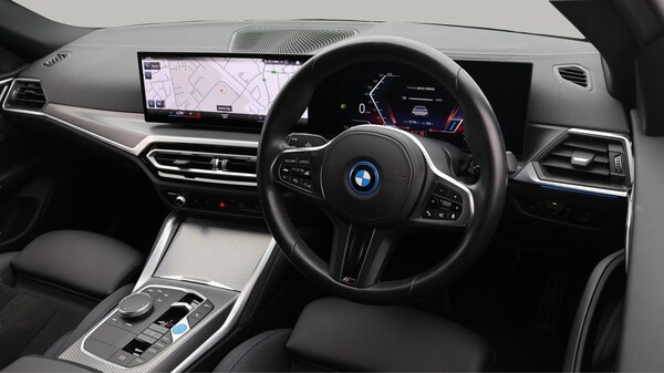 Used BMW i4 2023 for sale - 76240118: Photo 10