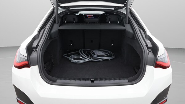 Used BMW i4 2023 for sale - 76240118: Photo 18