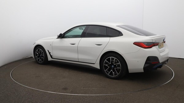 Used BMW i4 2023 for sale - 76240118: Photo 40