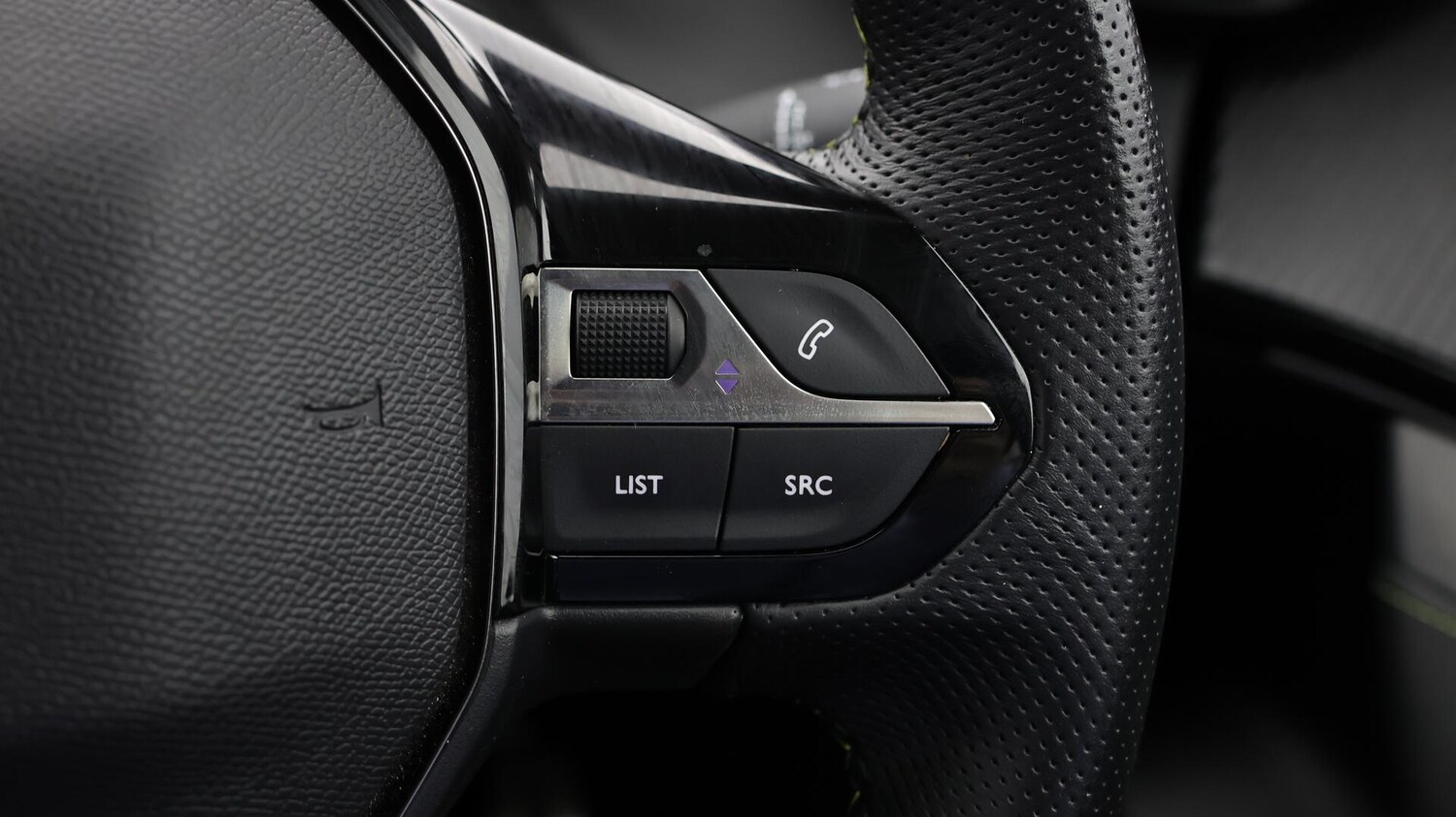 Used Peugeot 2008 2023 for sale - 76012279: Photo 24