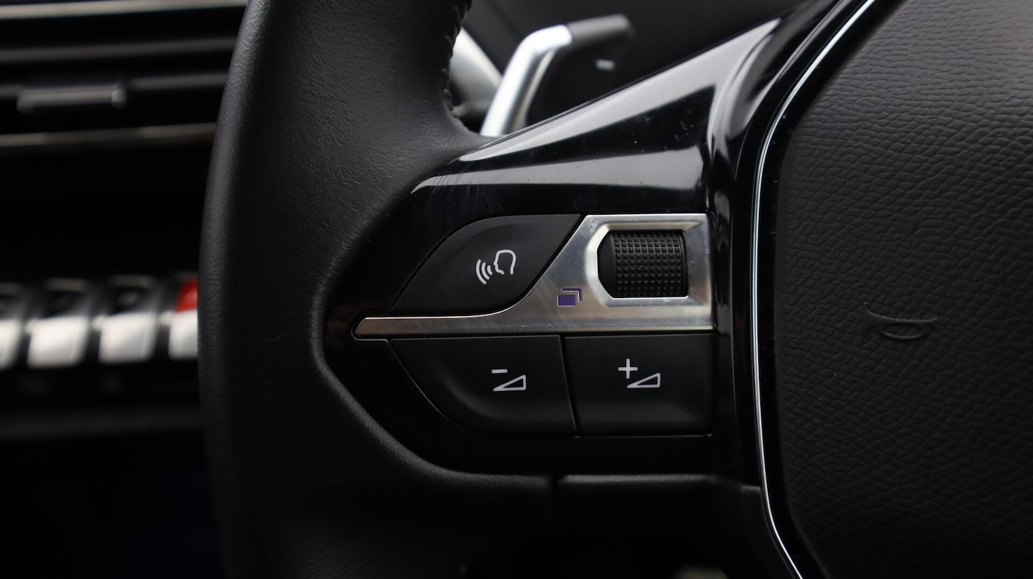 Used Peugeot 3008 2023 for sale - 76644705: Photo 23