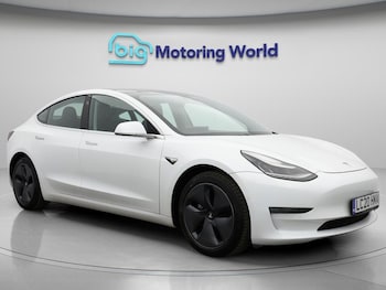 Tesla - Model 3