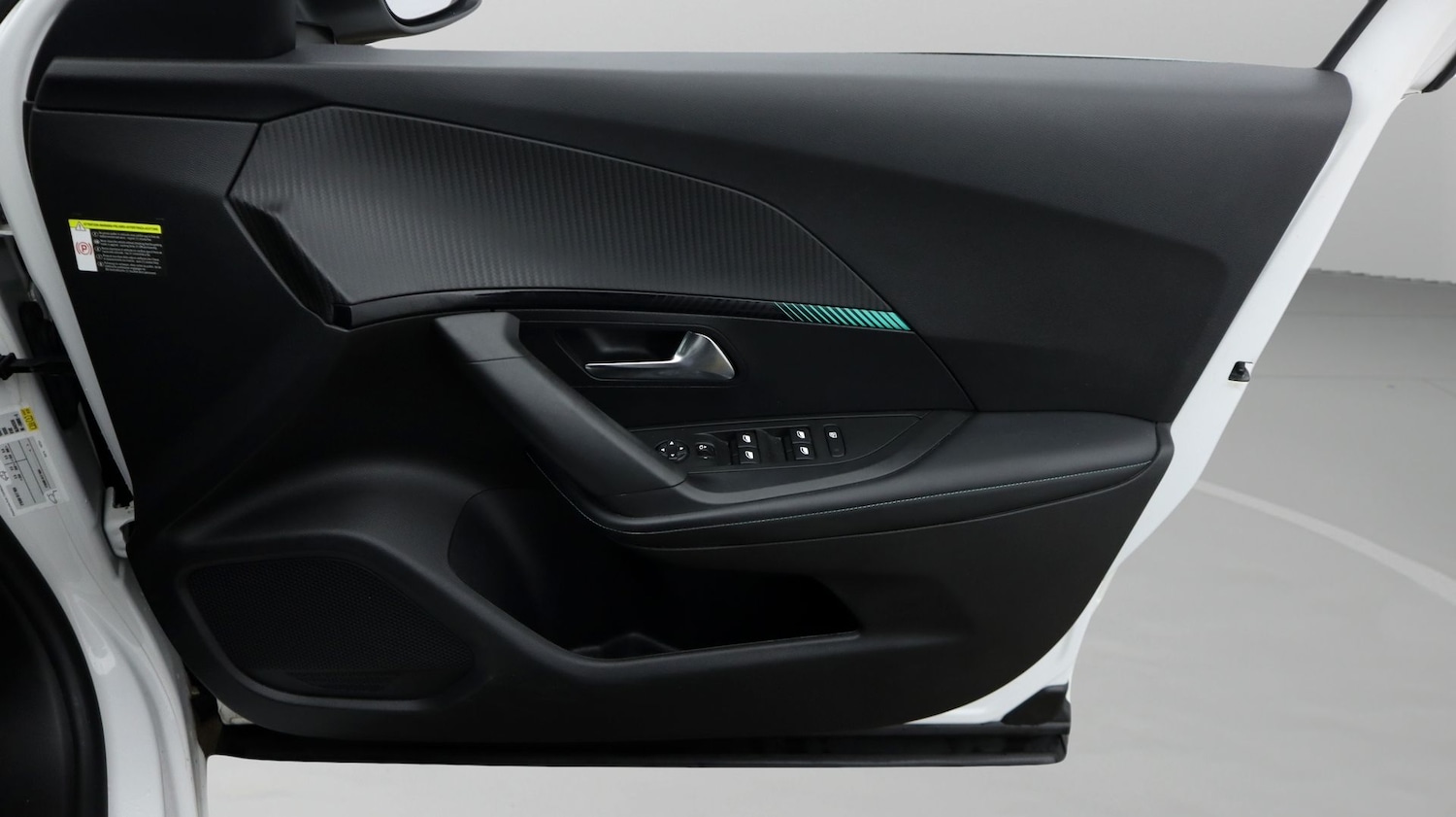 Used Peugeot 2008 2022 for sale - 77781854: Photo 15