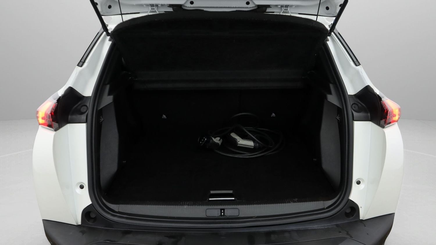 Used Peugeot 2008 2022 for sale - 77781854: Photo 17