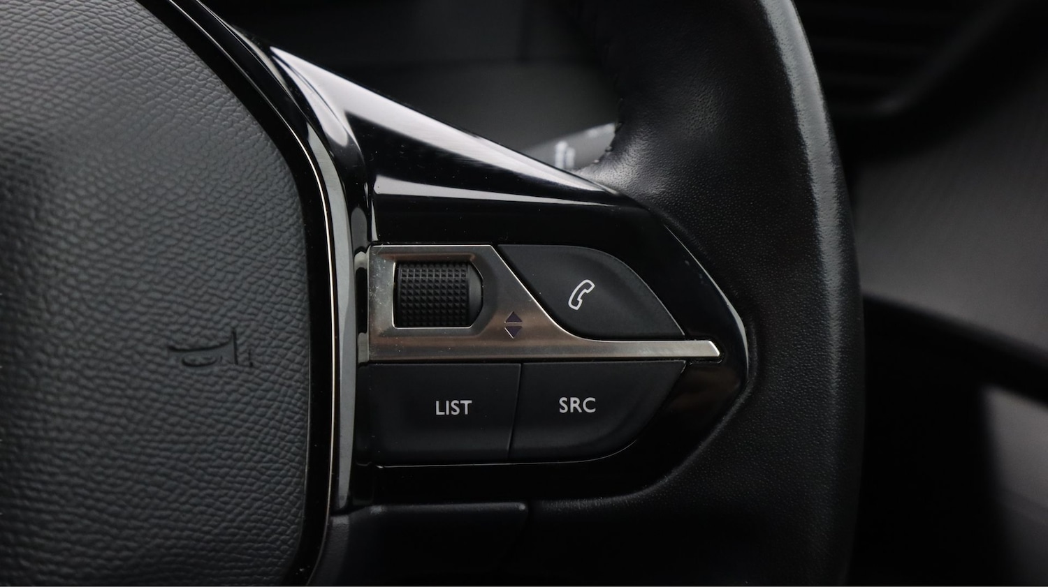 Used Peugeot 2008 2022 for sale - 77781854: Photo 23