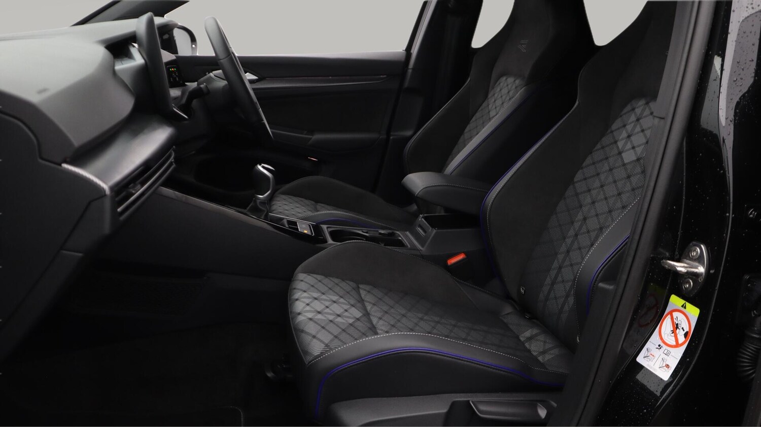 Used Volkswagen Golf 2024 for sale - 76562459: Photo 15