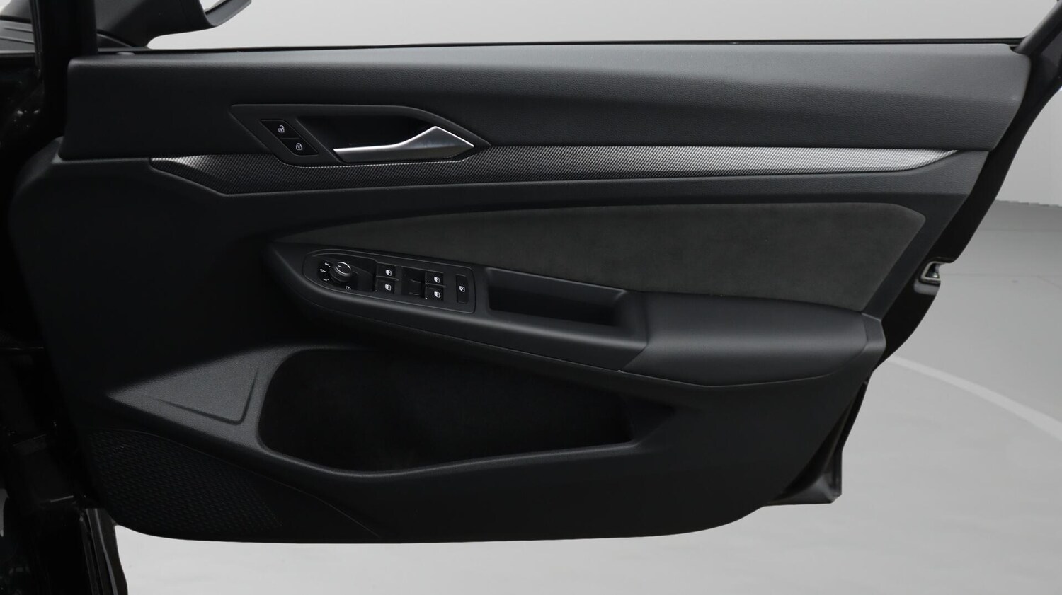 Used Volkswagen Golf 2024 for sale - 76562459: Photo 16