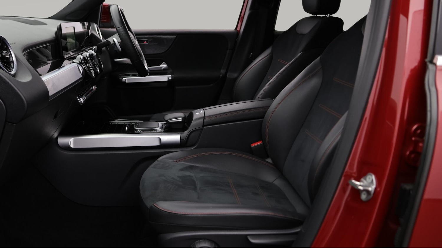 Used Mercedes-Benz GLB 2022 for sale - 76388483: Photo 15