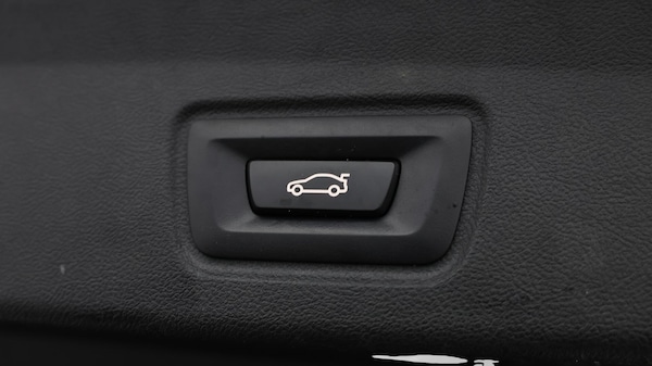 Used BMW i4 for sale - 76337500: Photo 23