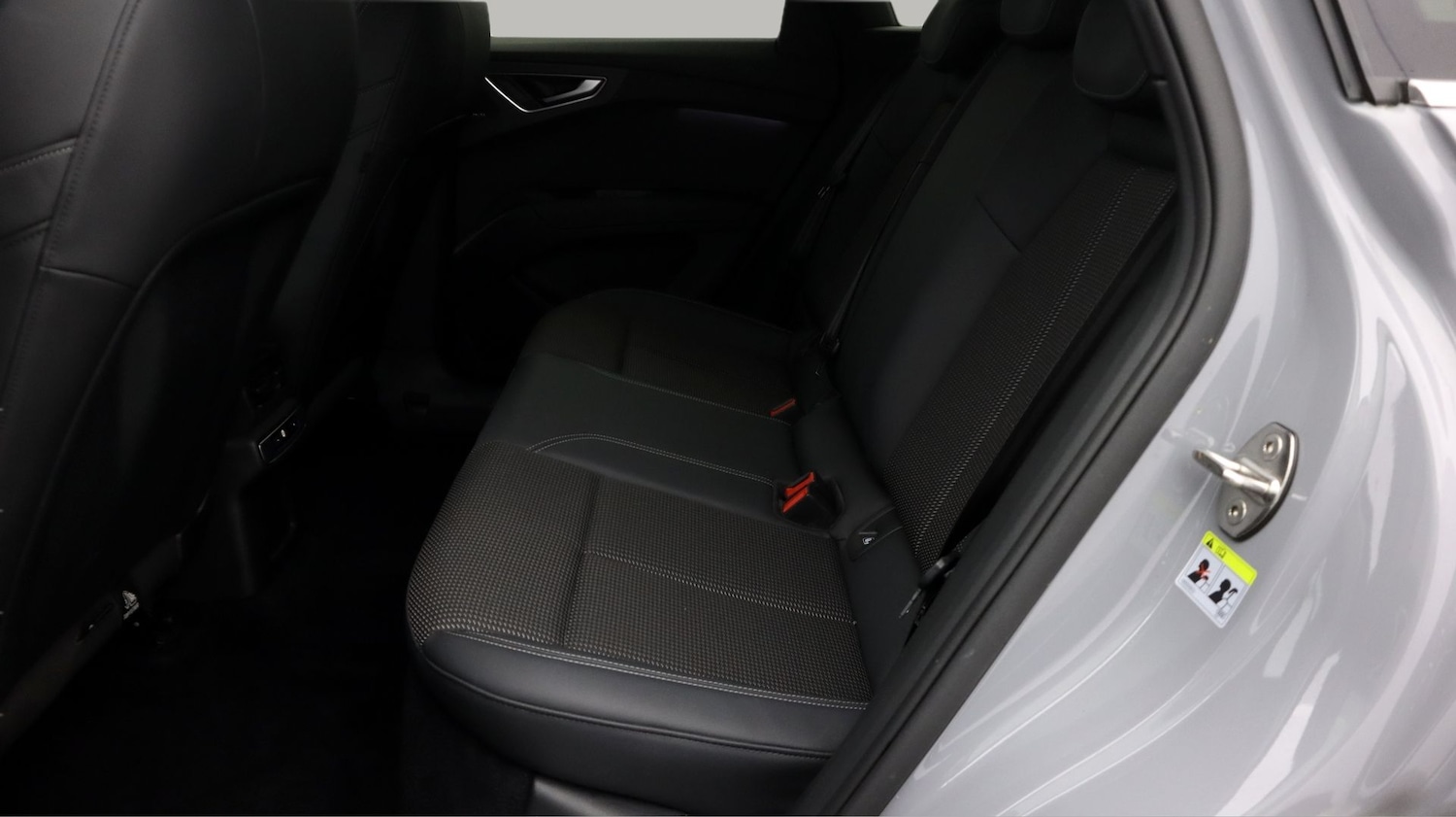 Used Audi Q4 e-tron 2023 for sale - 77797989: Photo 16