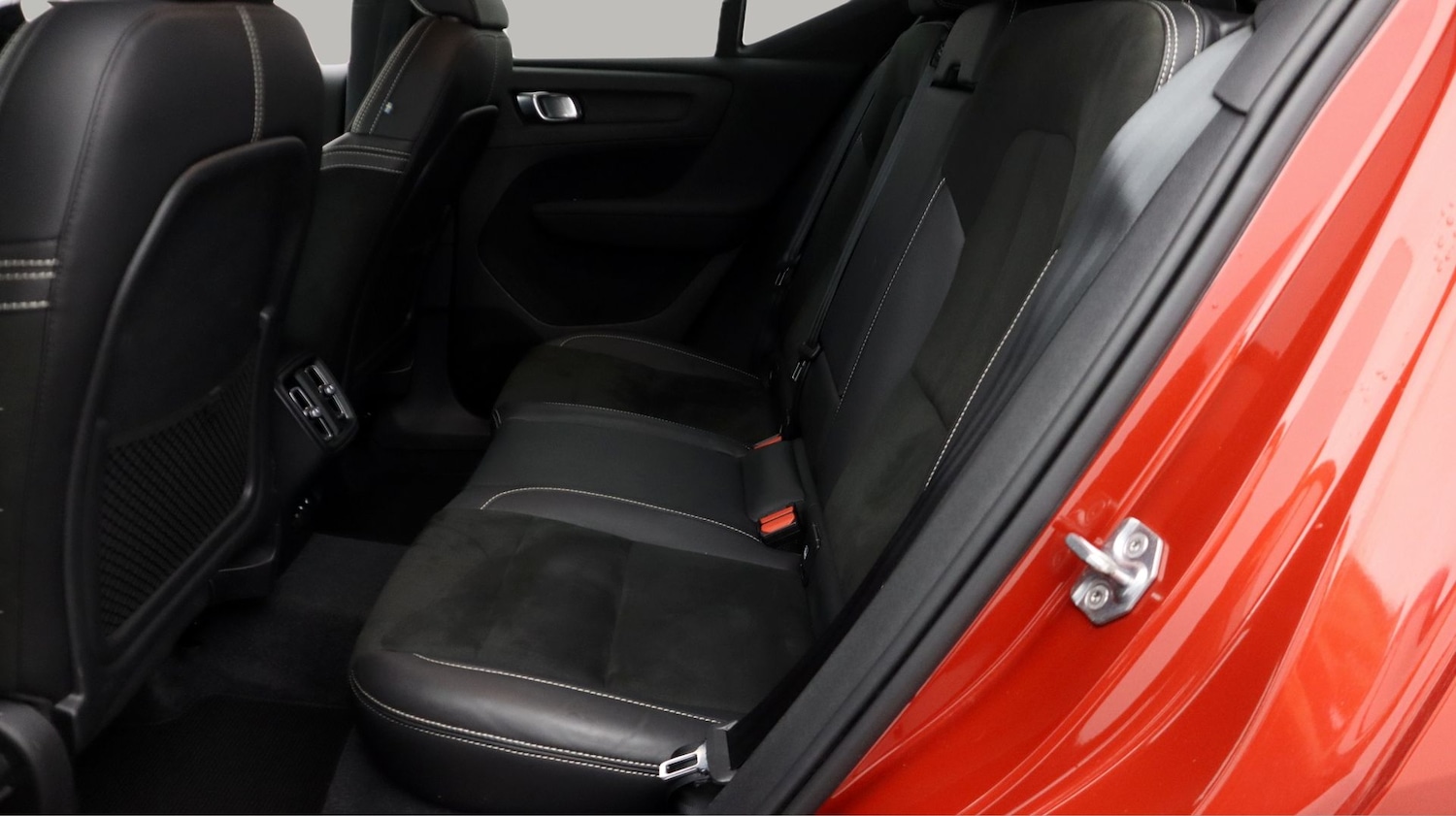 Used Volvo XC40 2021 for sale - 78035241: Photo 16