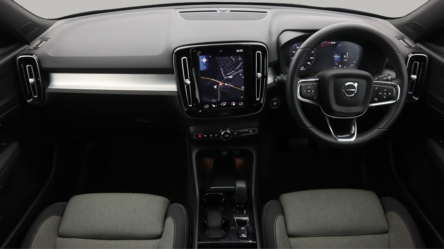 Used Volvo XC40 2023 for sale - 78178229: Photo 13