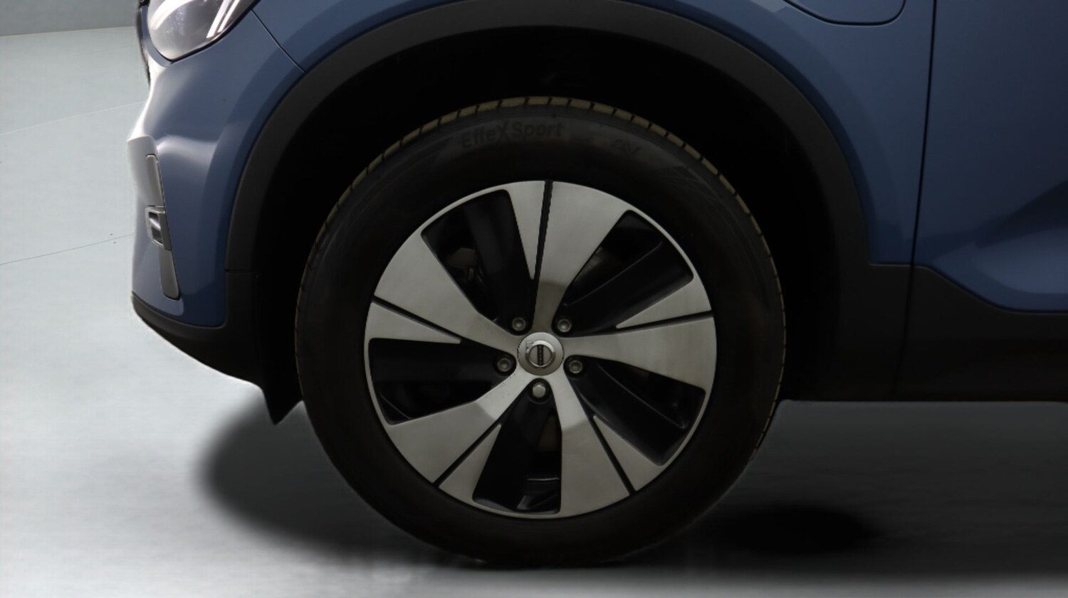 Used Volvo XC40 2023 for sale - 78178229: Photo 18