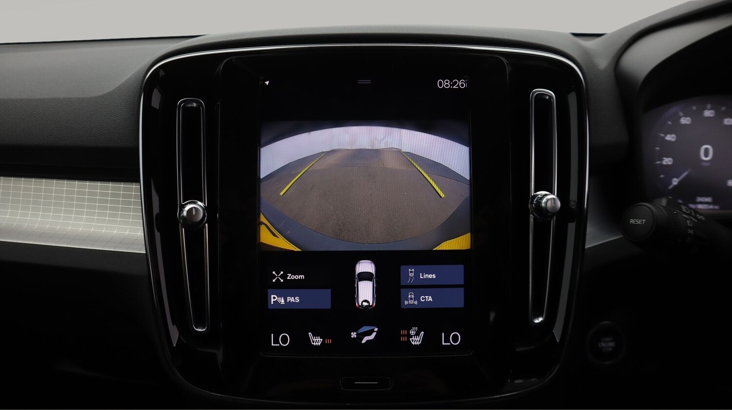 Used Volvo XC40 2023 for sale - 78178229: Photo 21