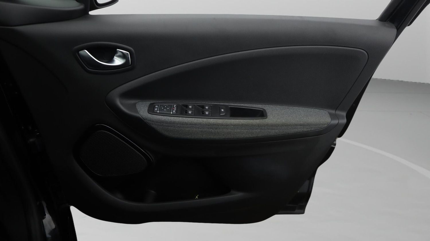 Used Renault Zoe for sale - 76727541: Photo 16