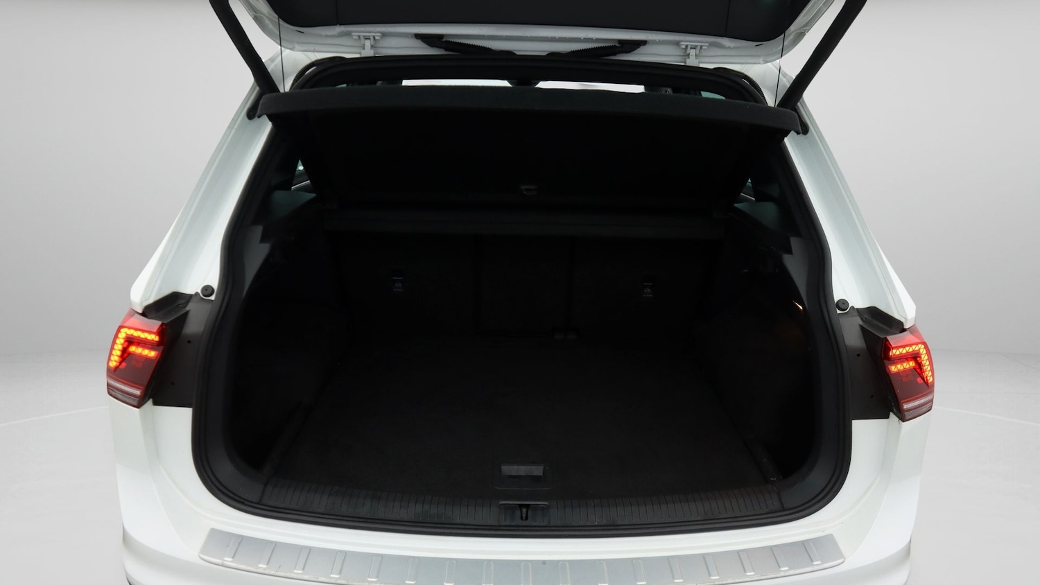 Used Volkswagen Tiguan 2020 for sale - 78094819: Photo 17