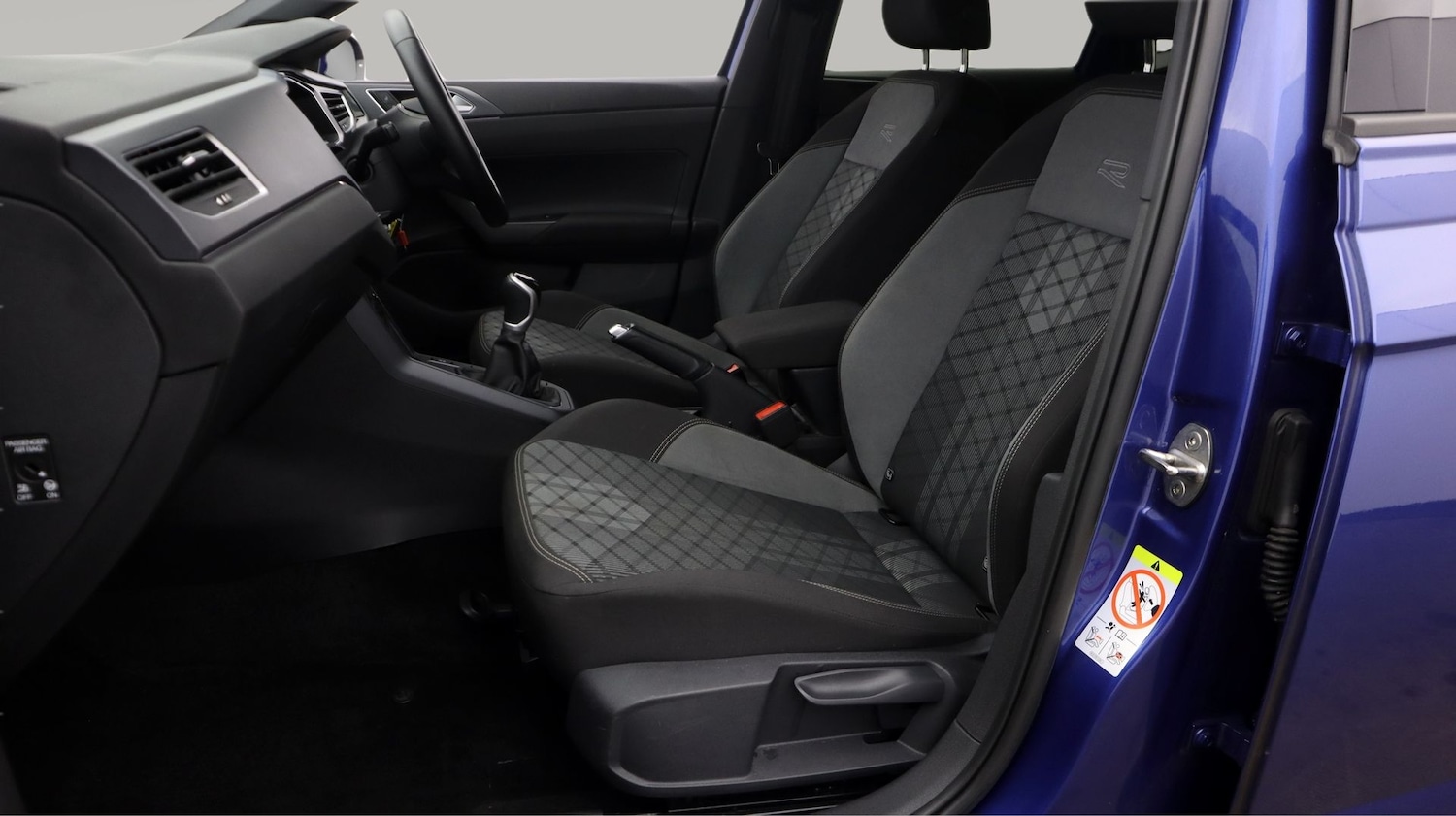 Used Volkswagen Polo 2024 for sale - 77617625: Photo 14