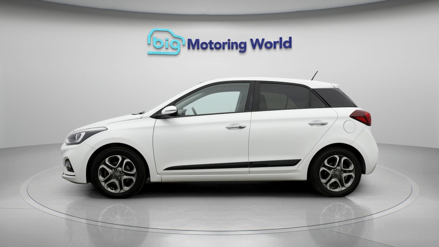 Used Hyundai i20 2020 for sale - 77638832: Photo 4