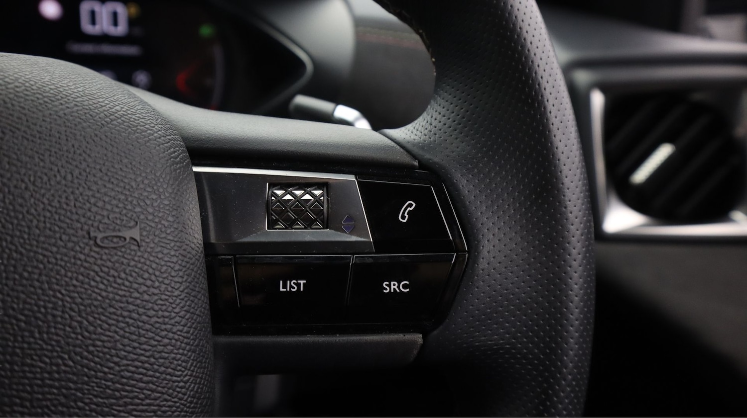 Used DS Automobiles DS 3 Crossback 2021 for sale - 78067083: Photo 21