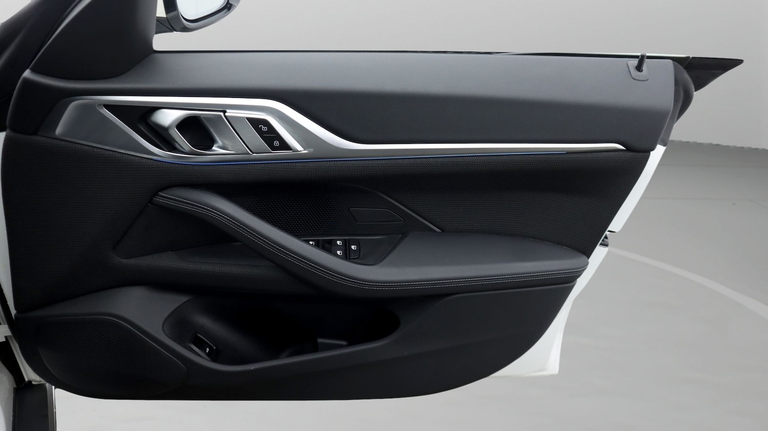 Used BMW i4 2022 for sale - 77298484: Photo 15