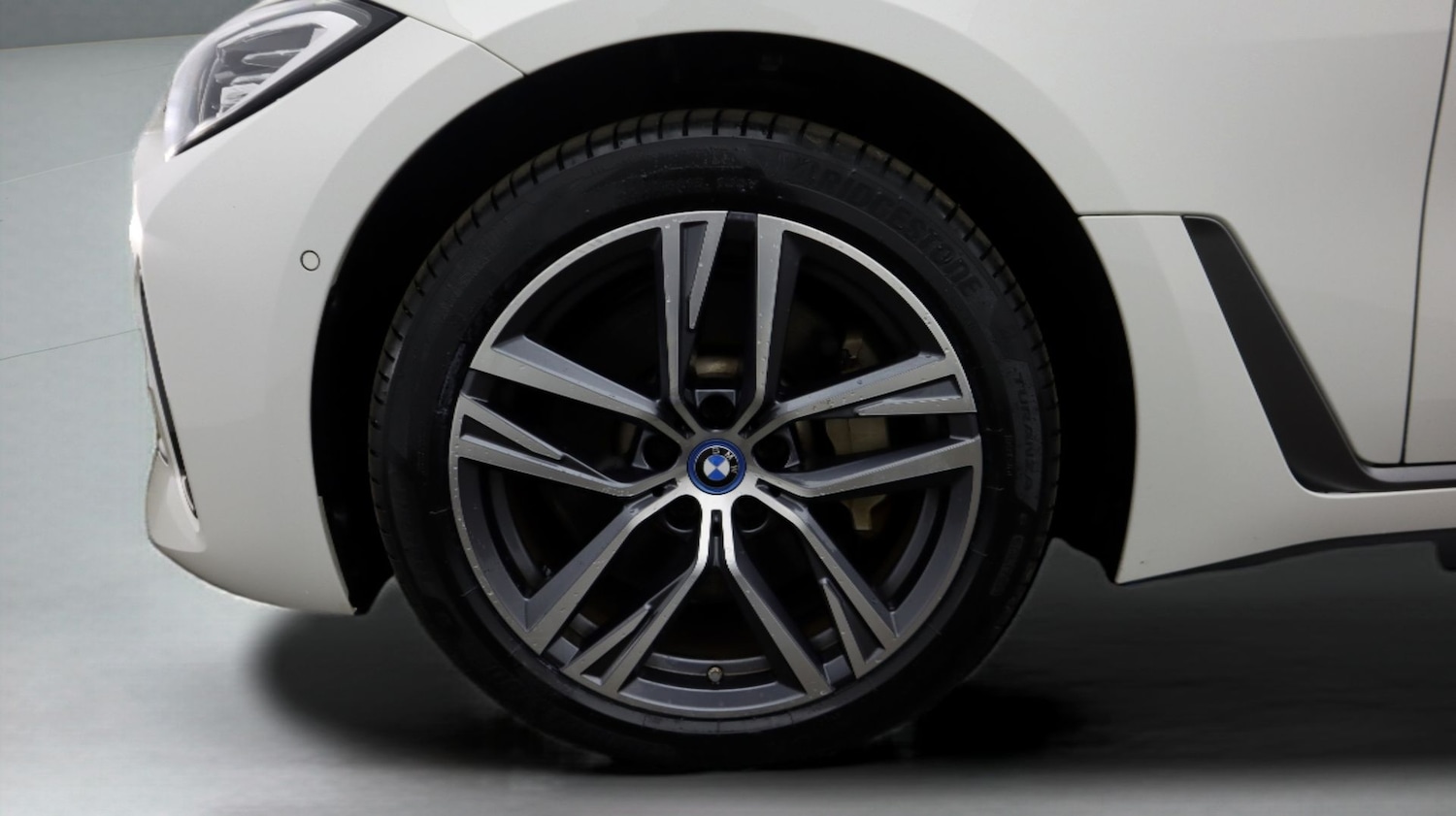 Used BMW i4 2022 for sale - 77298484: Photo 18