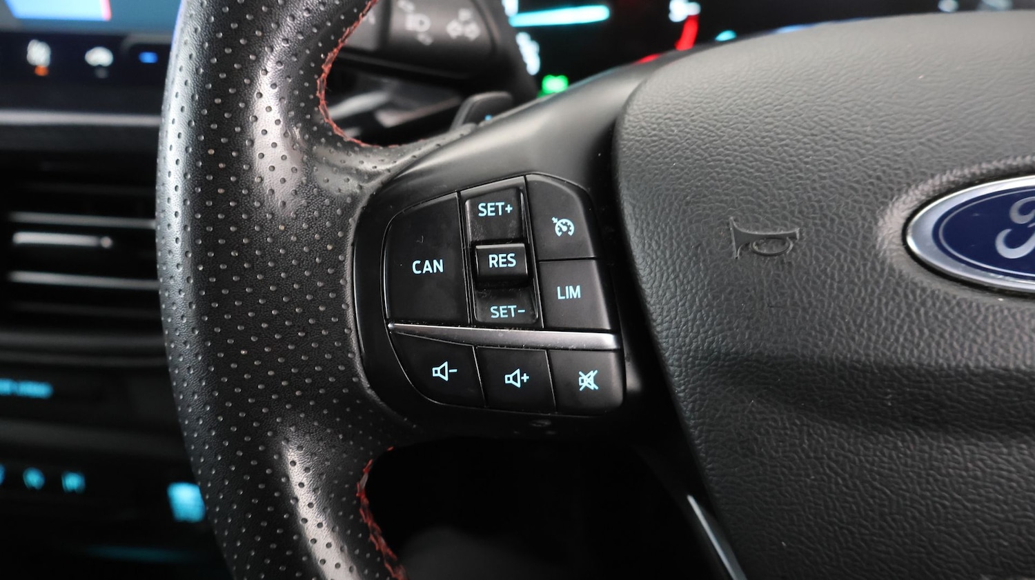 Used Ford Focus 2022 for sale - 77707102: Photo 25