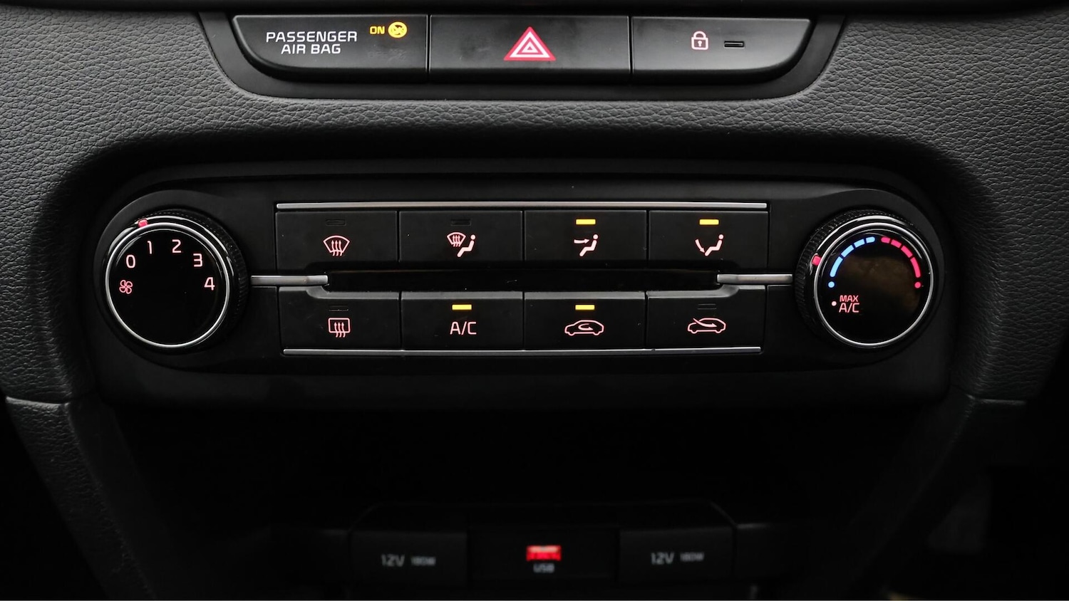 Used Kia Ceed 2022 for sale - 76001143: Photo 17