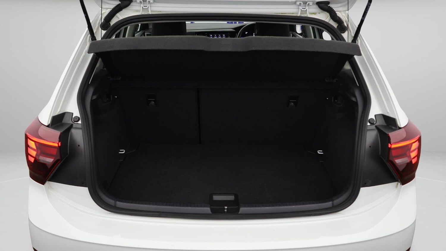 Used Volkswagen Polo 2022 for sale - 76167243: Photo 4