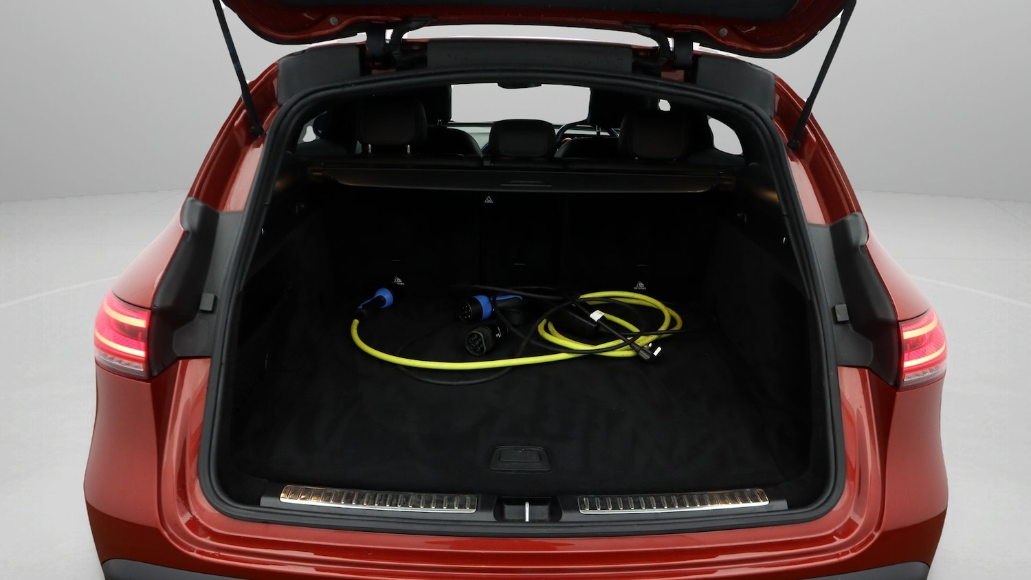 Used Mercedes-Benz EQC 2022 for sale - 77682670: Photo 17