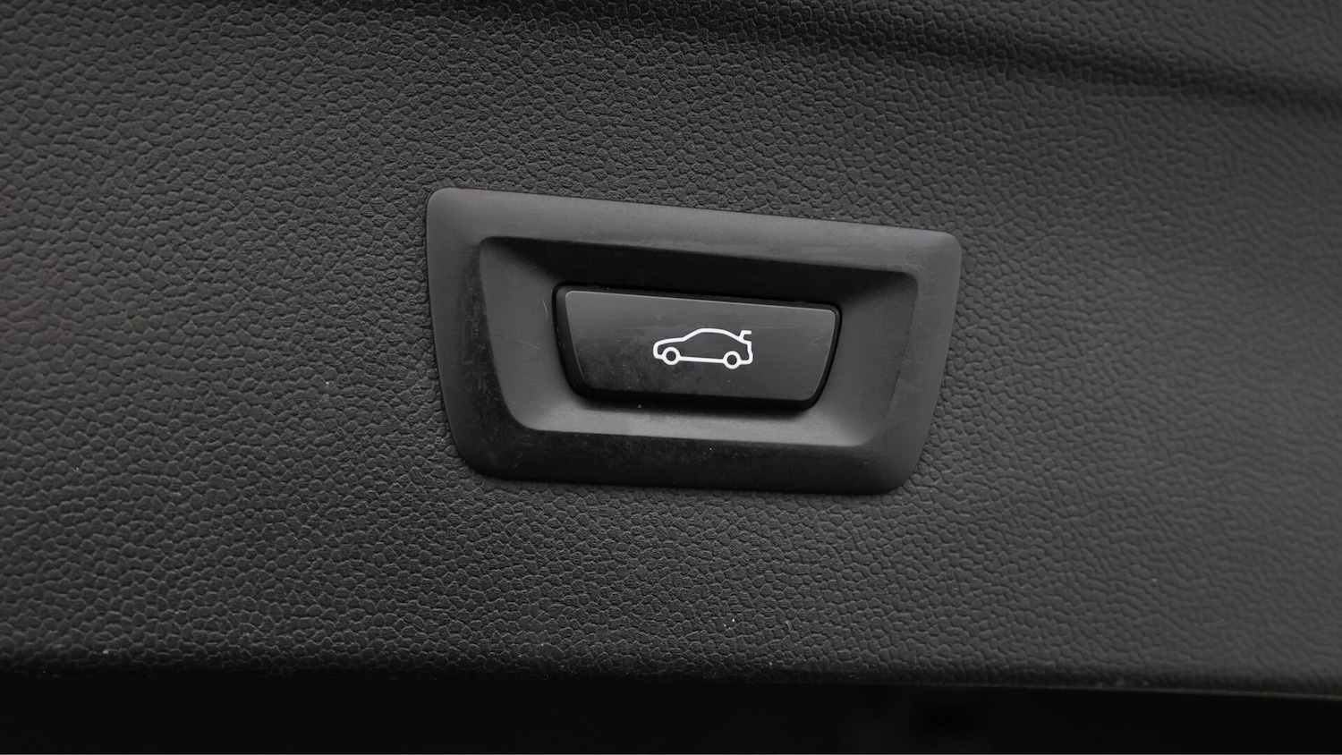 Used BMW iX 2022 for sale - 76284286: Photo 25