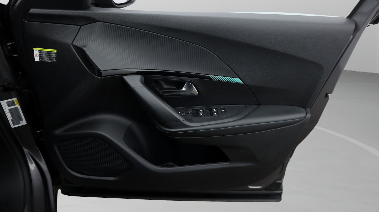 Used Peugeot 2008 2022 for sale - 77439618: Photo 15