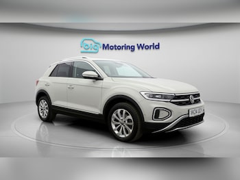 Used Volkswagen T-Roc 2024 for sale - 79088679: Photo
