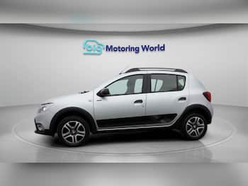 Used Dacia Sandero Stepway 2019 for sale - 79771110: Photo
