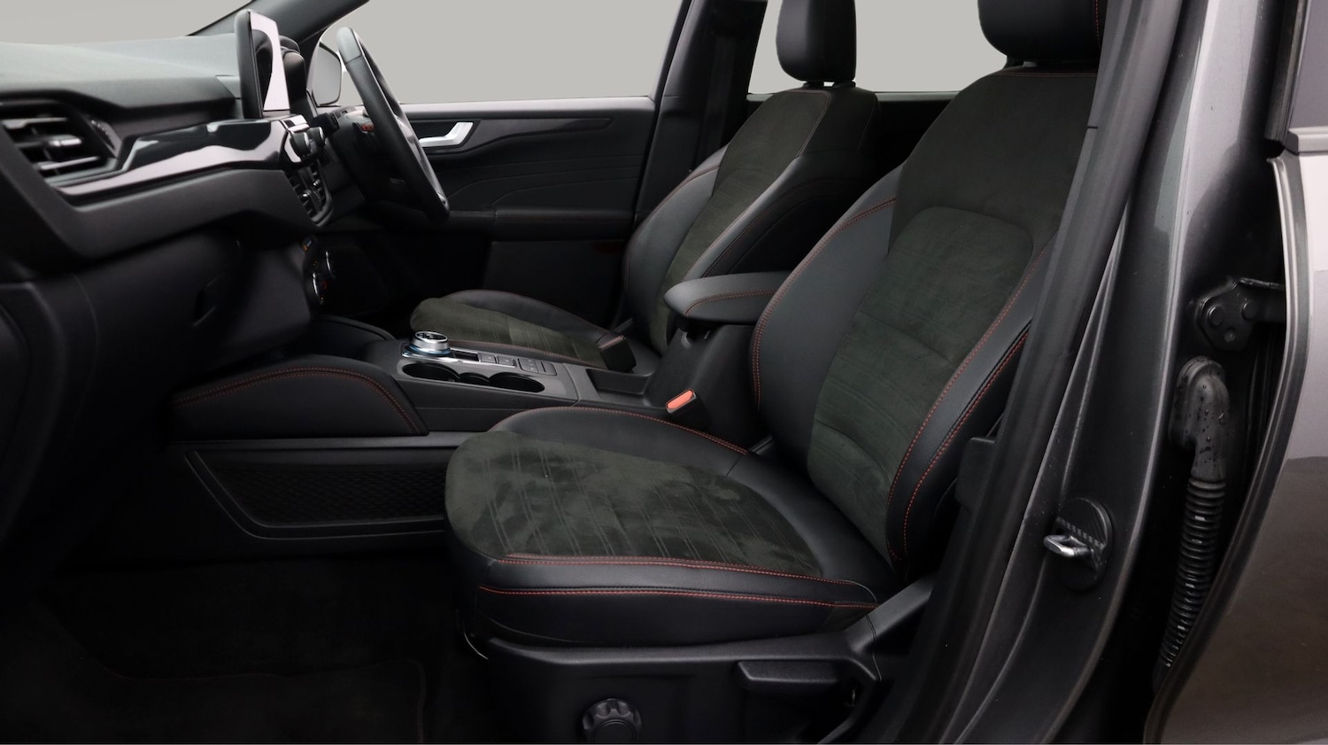 Used Ford Kuga 2022 for sale - 77304074: Photo 14