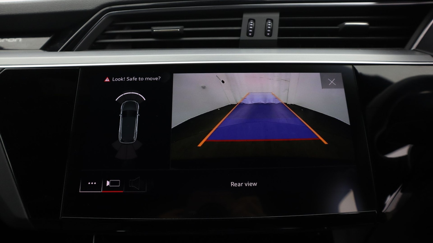 Used Audi e-tron 2021 for sale - 77326419: Photo 26