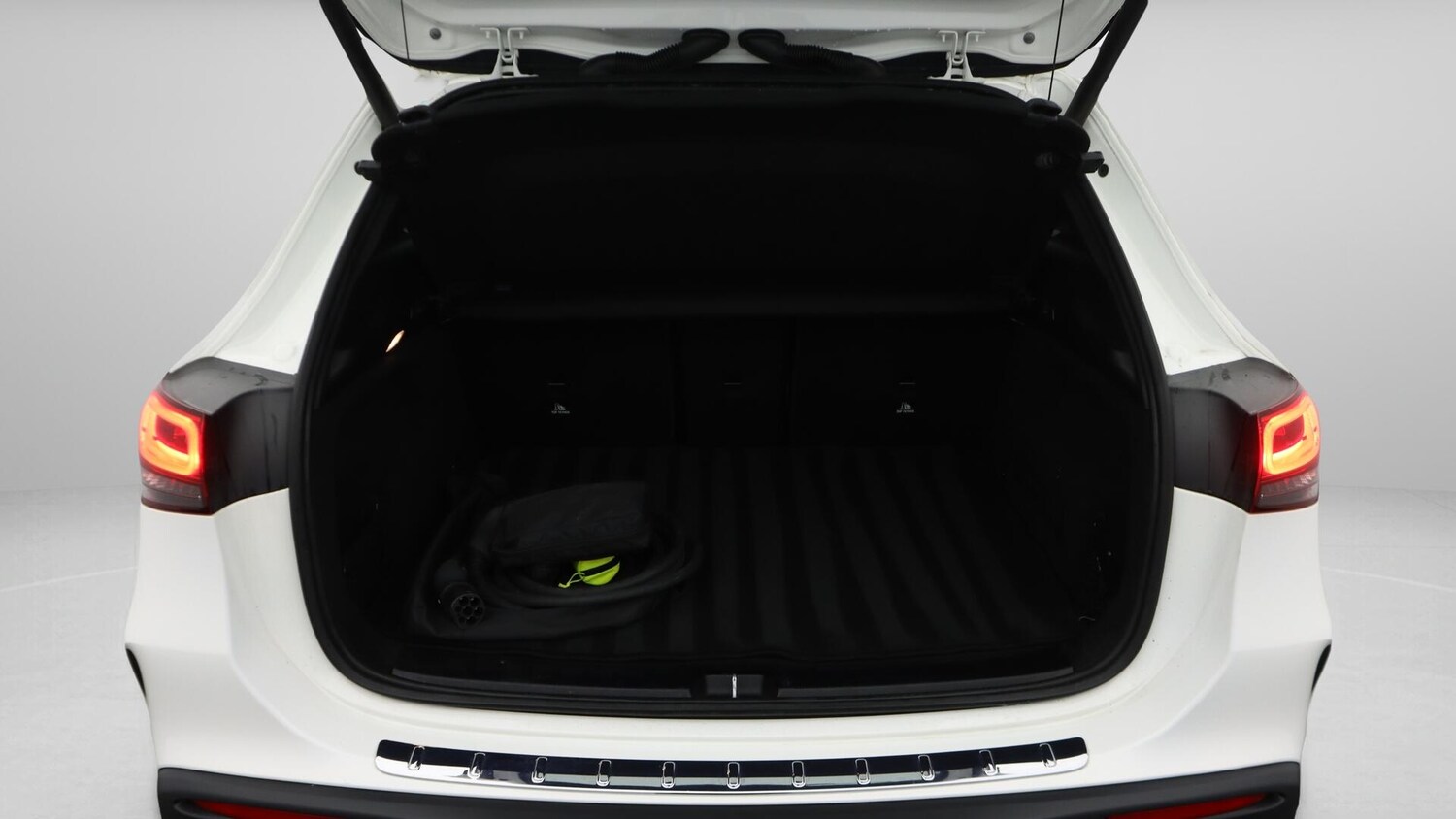 Used Mercedes-Benz EQA 2022 for sale - 76743413: Photo 18