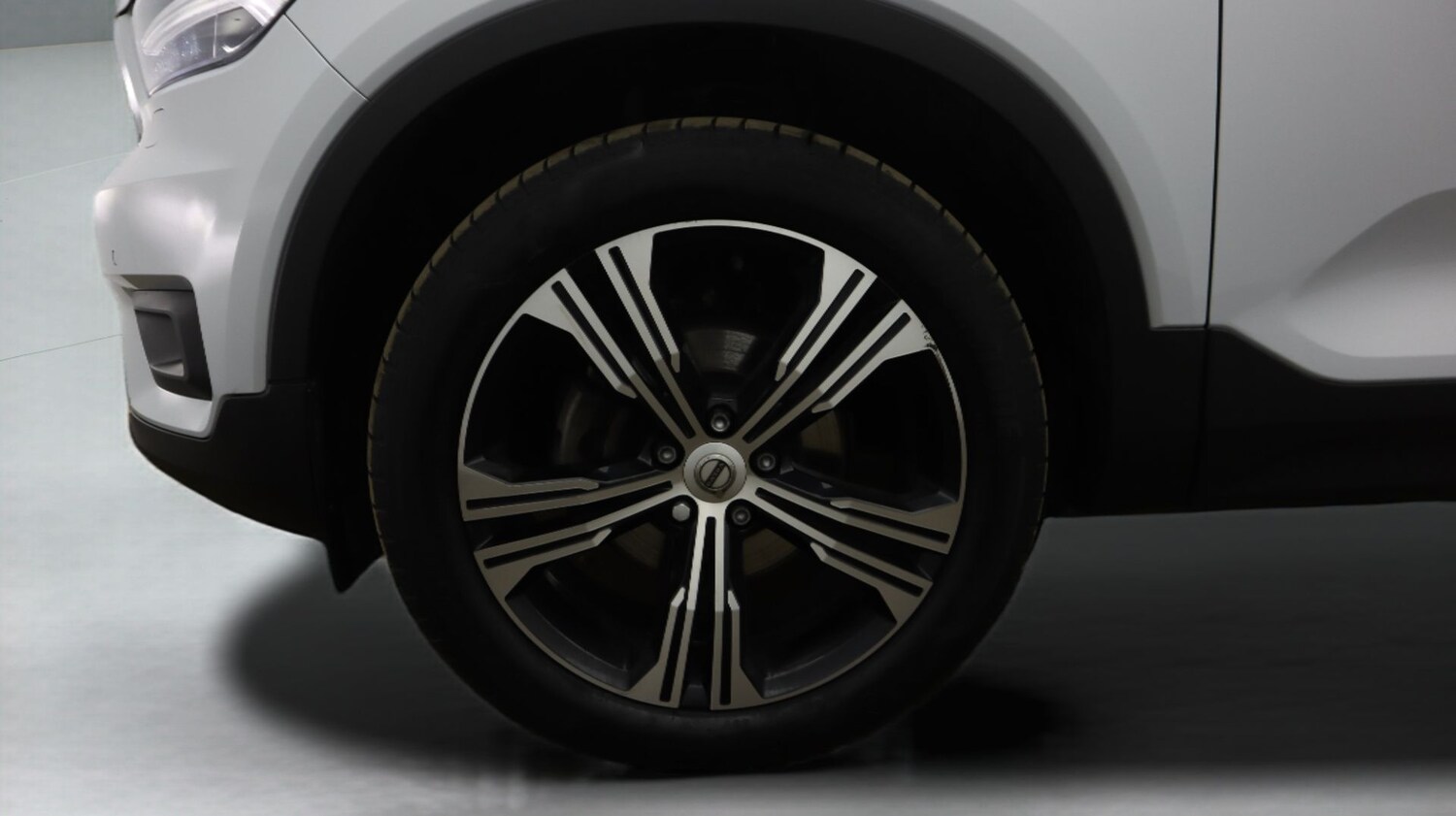 Used Volvo XC40 2021 for sale - 77845242: Photo 18