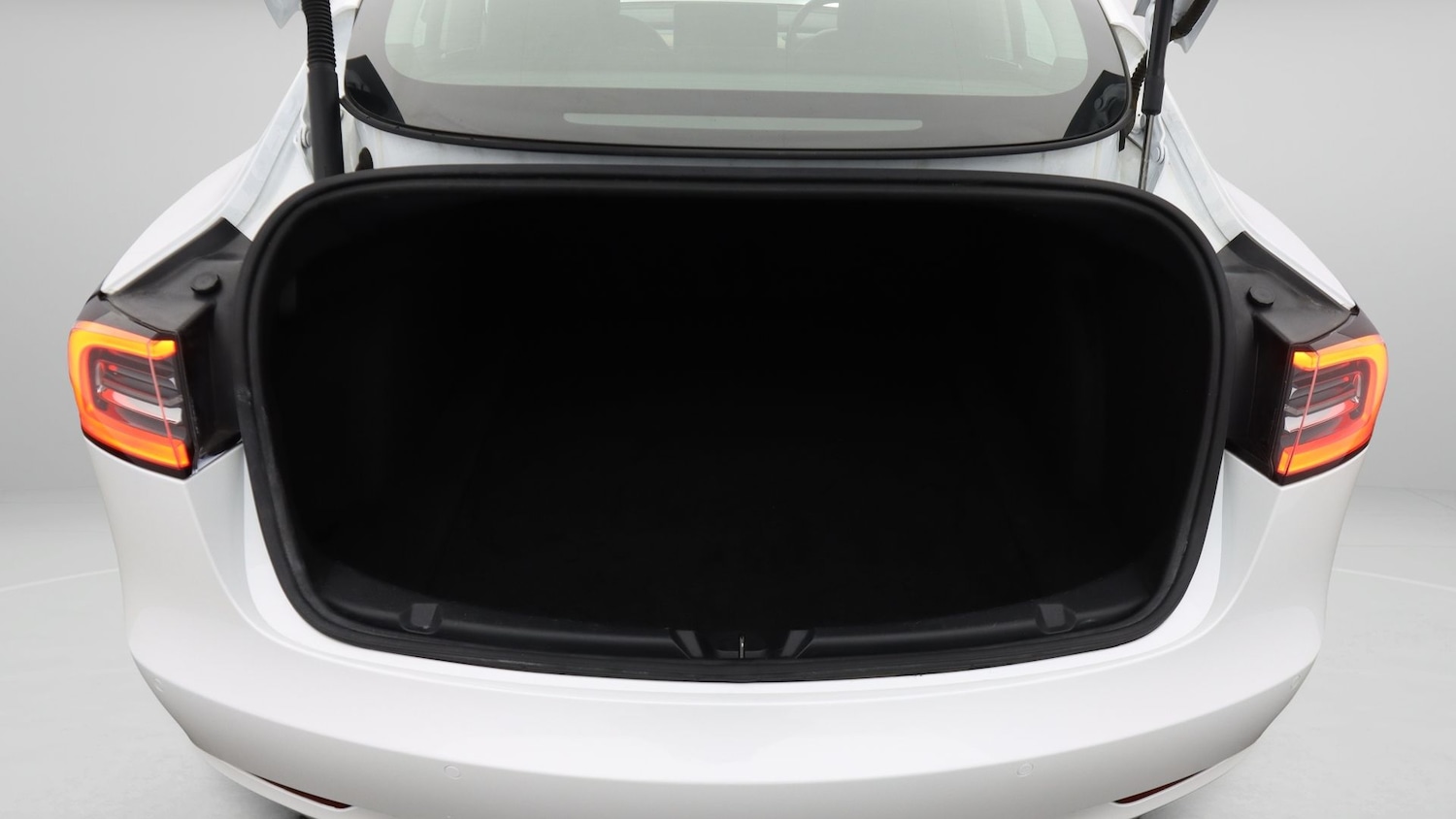Used Tesla Model 3 2021 for sale - 77229187: Photo 17