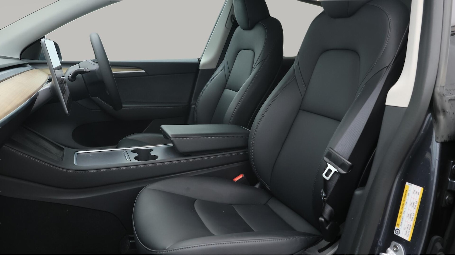 Used Tesla Model Y 2023 for sale - 76032340: Photo 15