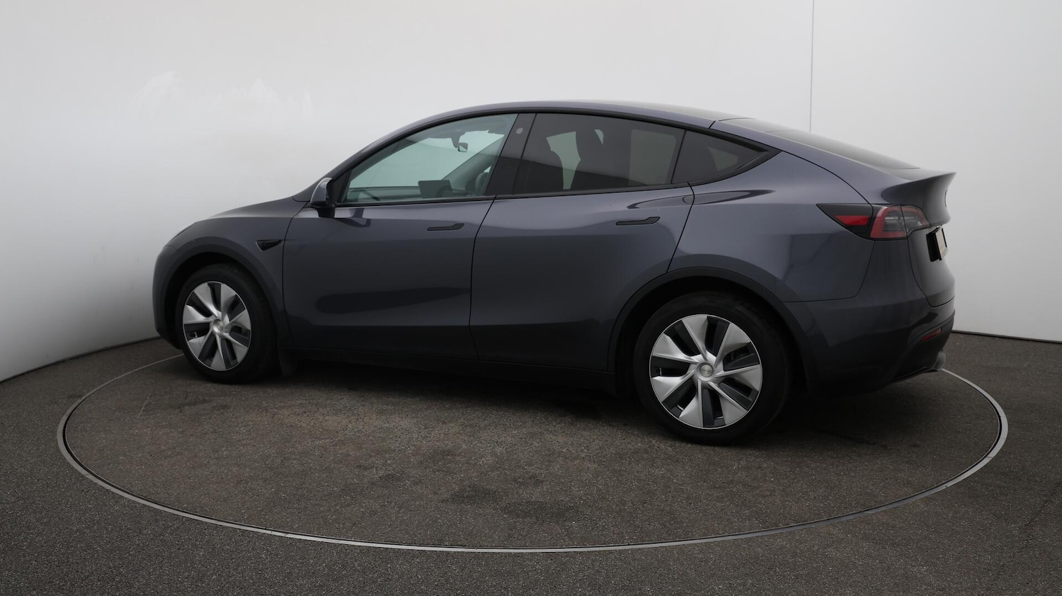 Used Tesla Model Y 2023 for sale - 76032340: Photo 46