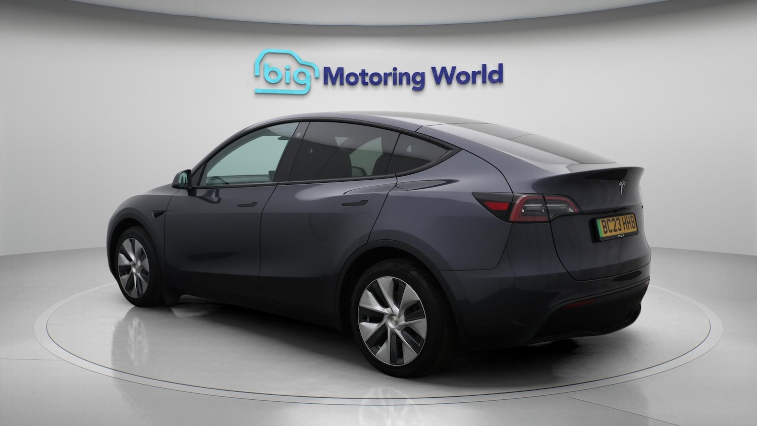 Used Tesla Model Y 2023 for sale - 76032340: Photo 6