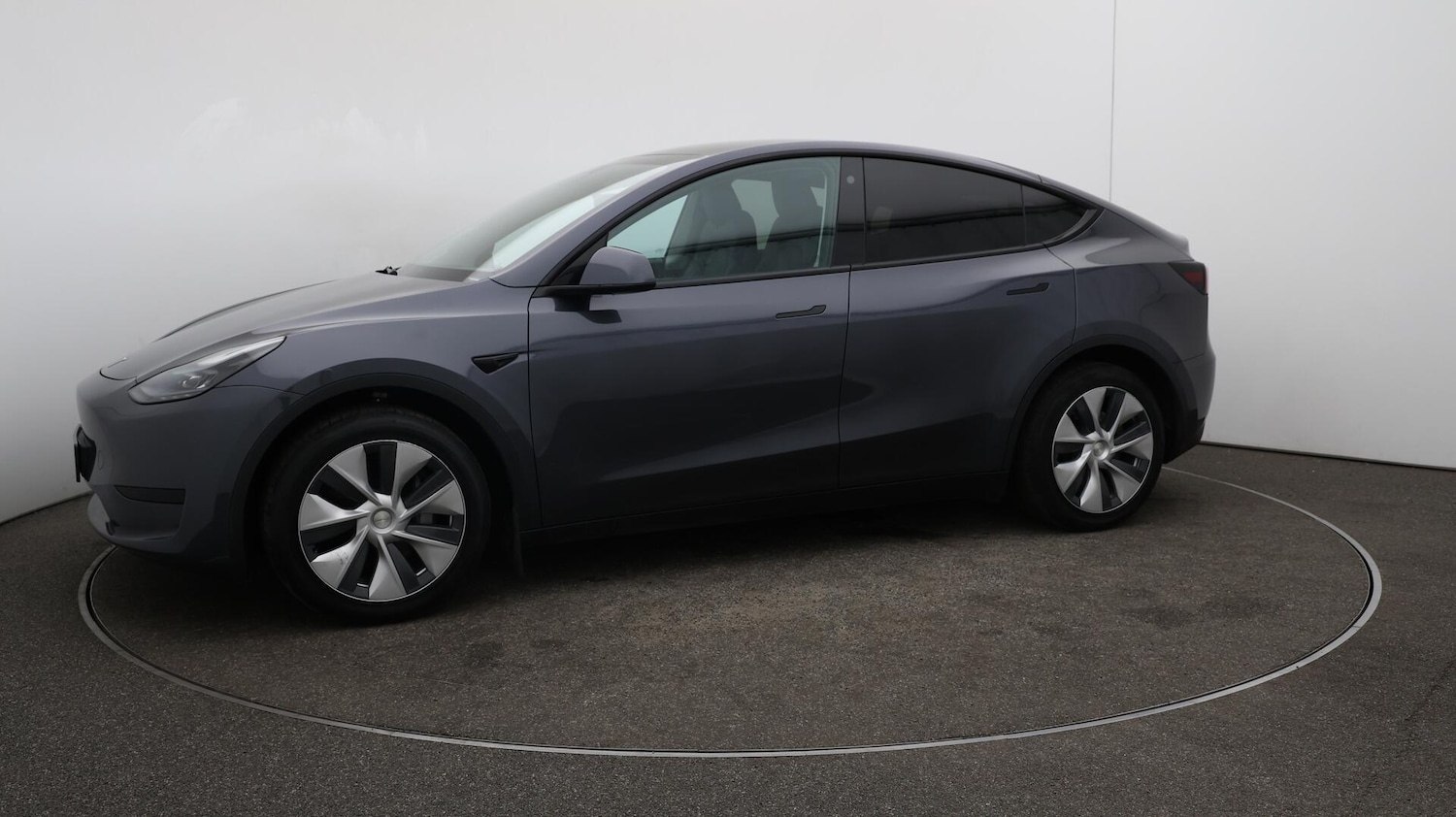 Used Tesla Model Y 2023 for sale - 76032340: Photo 66