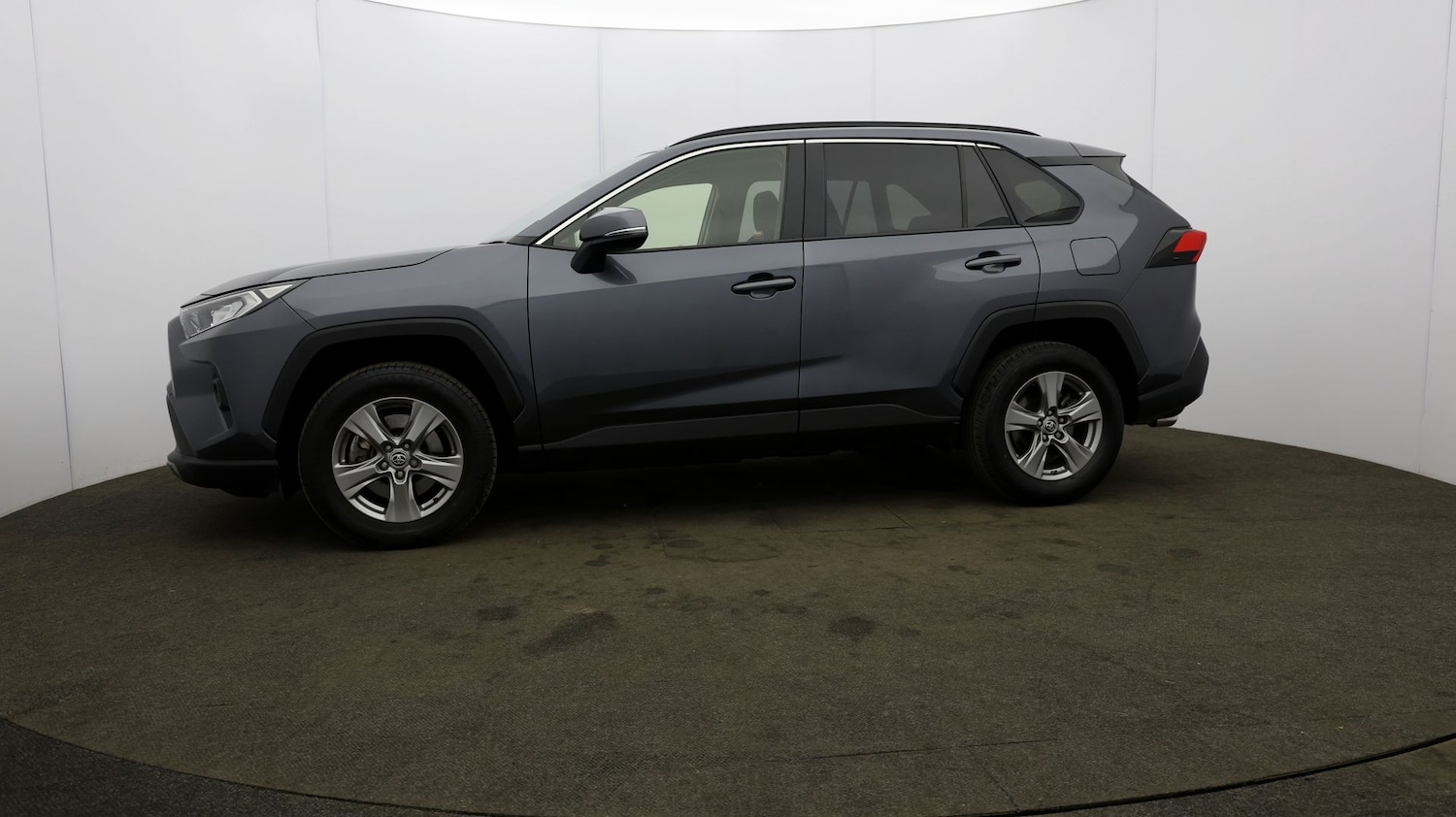 Used Toyota RAV4 2022 for sale - 76809872: Photo 28