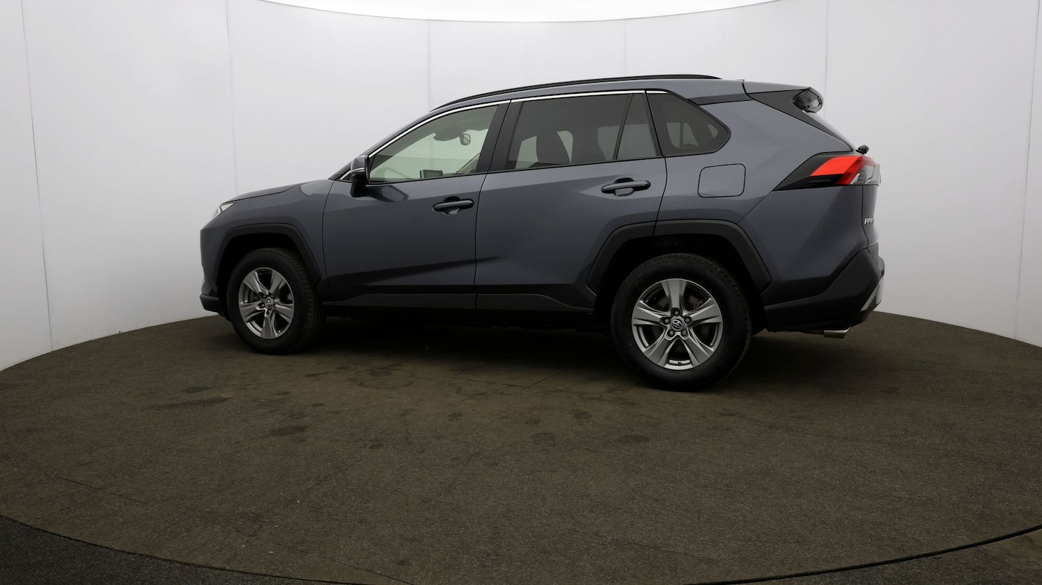 Used Toyota RAV4 2022 for sale - 76809872: Photo 62