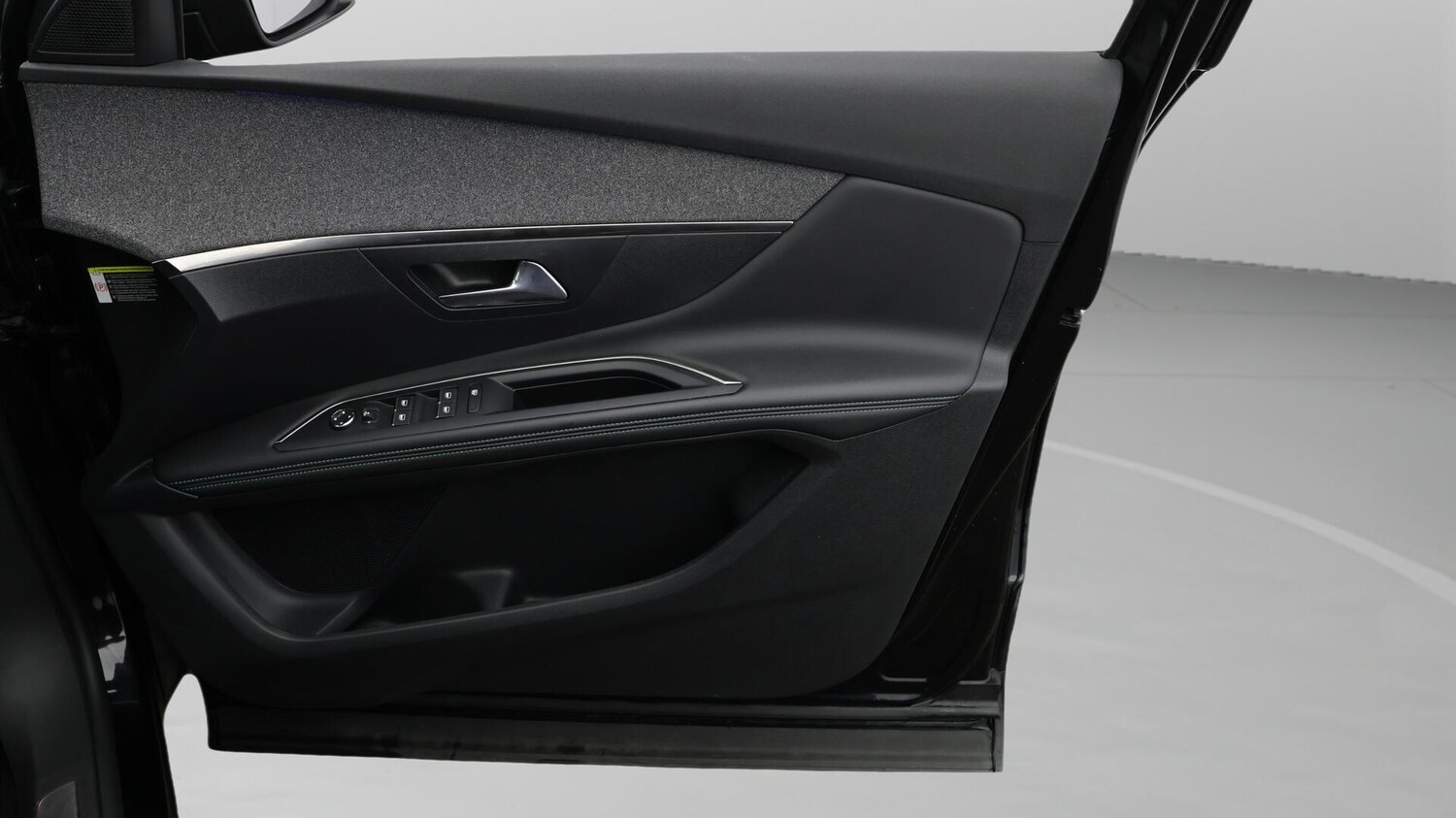 Used Peugeot 3008 2023 for sale - 76381053: Photo 16