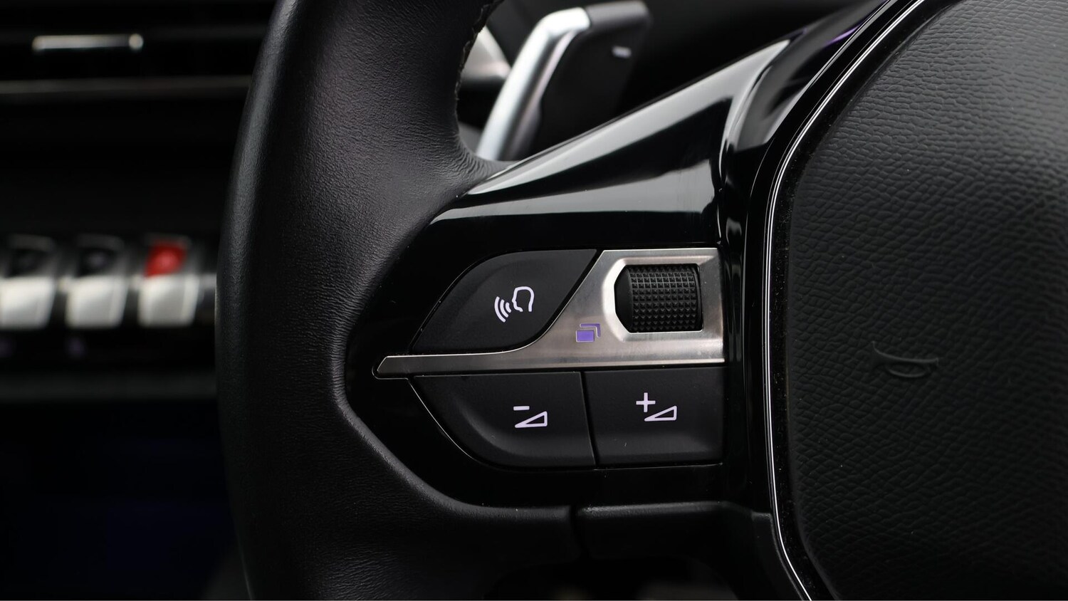 Used Peugeot 3008 2023 for sale - 76381053: Photo 23